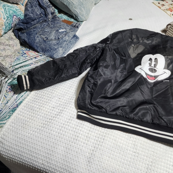 DISNEY EUC WOMENS SZ SMALL MICKEY MOUSE BOMBER VARSITY STYLE LINED JACKET COAT - Picture 11 of 14